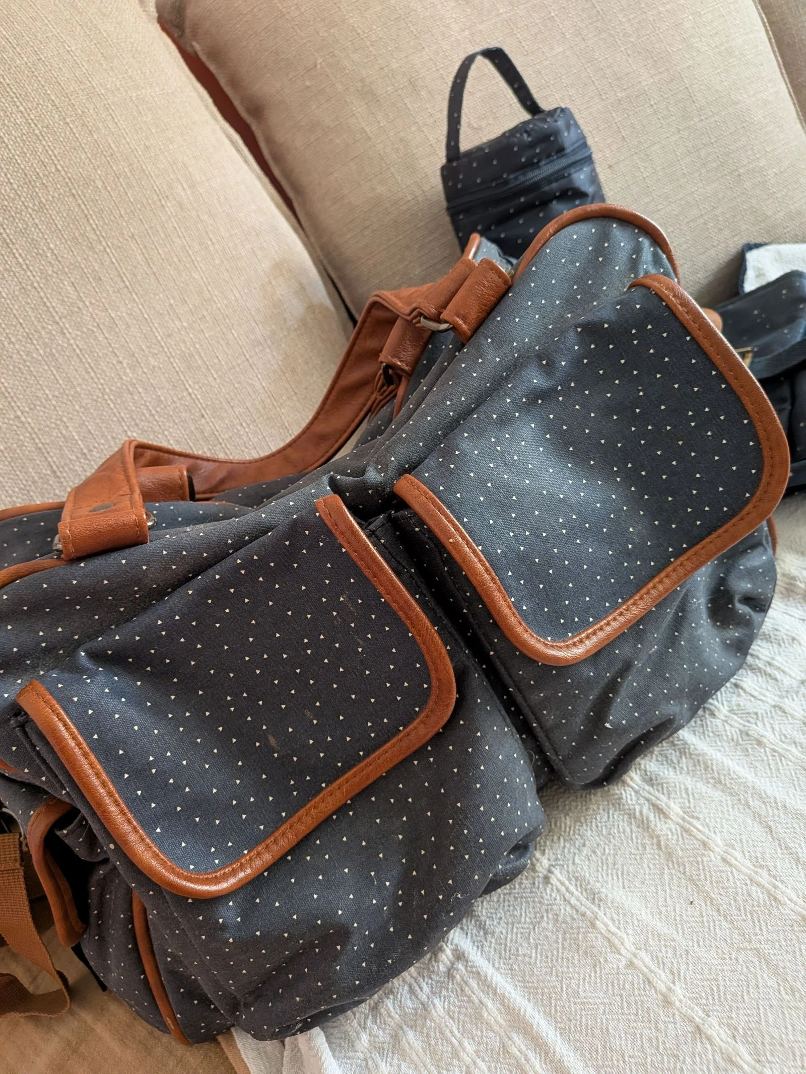 Bolsa de pañales y accesorios – photo 4
